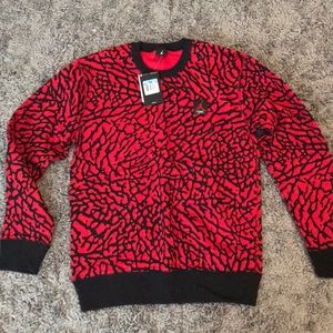 Men’s size medium Jordan Crew neck pull over